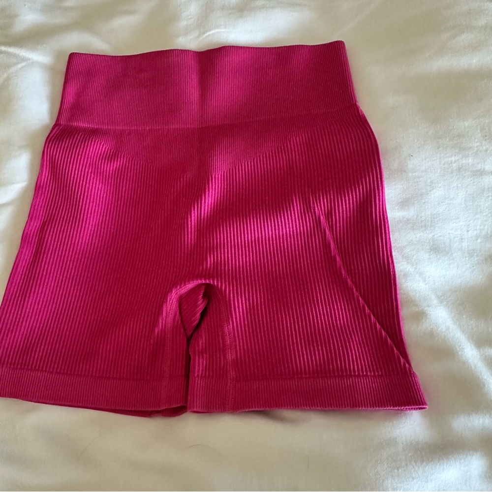 Pink Bike Shorts - Picture 4 of 4